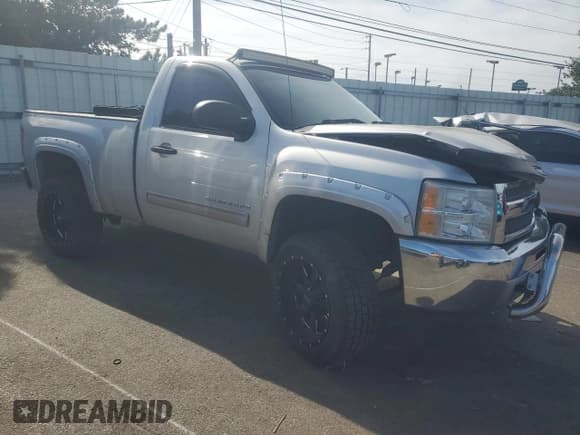 ✅ 2012 Chevrolet Silverado 1500 LT • VIN: 1GCNKSE03CZ142394 • Lot: 69772854. Listed on Copart with 178,474 mi. Free auction sales archive from the USA and detailed vehicle history report at DreamBid. Image 4.