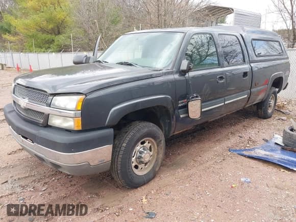 ✅ 2004 Chevrolet Silverado 2500HD LS • VIN: 1GCHK23184F169506 • Лот: 42085720. Опубликован ранее на IAAI с пробегом 261 344 миль. Бесплатный доступ к архиву аукционных продаж из США и подробный отчёт об истории автомобиля на DreamBid. Изображение 2.