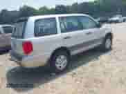 2004 Honda Pilot LX with VIN 2HKYF18184H562032, listed as a IAAI auction lot 42400804 with Not provided miles and . Bid and sale history available at DreamBid. Image 4.