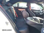 ✅ 2020 Mercedes-Benz C 43 AMG • VIN: 55SWF6EB7LU334777 • Lot: 93619815. Wystawiony na Copart z przebiegiem 82 866 mil. Bezpłatny archiwum sprzedaży aukcyjnych z USA i szczegółowy raport historii pojazdu na DreamBid. Zdjęcie 10.