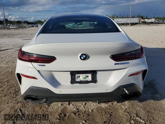 ✅ 2023 BMW 8 Series M850i • VIN: WBAGV8C00PCL59929 • Lot: 87414525. Listed on Copart with 14,080 mi. Free auction sales archive from the USA and detailed vehicle history report at DreamBid. Image 6.