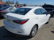 ✅ 2018 Toyota Yaris • VIN: 3MYDLBYV7JY321403 • Лот: 43353596. Опубликован ранее на IAAI с пробегом 78 740 миль. Бесплатный доступ к архиву аукционных продаж из США и подробный отчёт об истории автомобиля на DreamBid. Изображение 4.