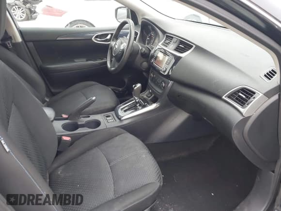 ✅ 2017 Nissan Sentra S • VIN: 3N1AB7AP1HY364435 • Lot: 43373328. Listed on IAAI with 100,085 mi. Free auction sales archive from the USA and detailed vehicle history report at DreamBid. Image 5.