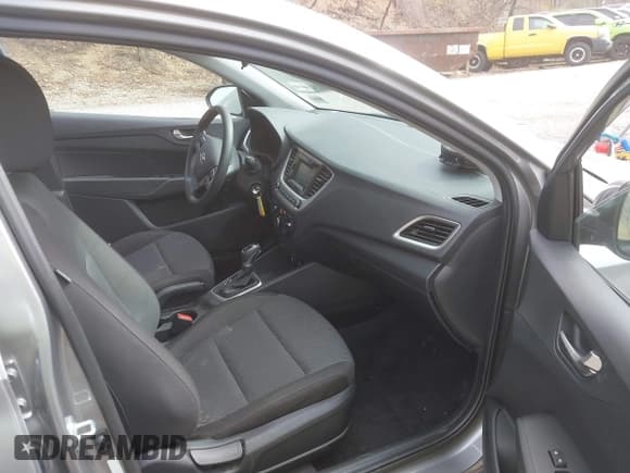 ✅ 2022 Hyundai Accent SE • VIN: 3KPC24A63NE167873 • Лот: 43564065. Опубликован ранее на IAAI с пробегом 16 843 миль. Бесплатный доступ к архиву аукционных продаж из США и подробный отчёт об истории автомобиля на DreamBid. Изображение 5.