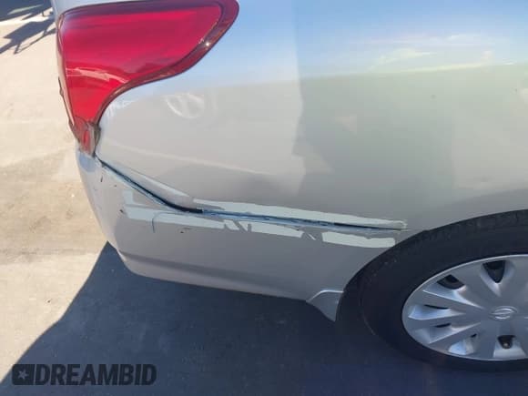 ✅ 2017 Nissan Versa S • VIN: 3N1CN7AP0HL892223 • Лот: 43525990. Опубликован ранее на IAAI с пробегом 47 963 миль. Бесплатный доступ к архиву аукционных продаж из США и подробный отчёт об истории автомобиля на DreamBid. Изображение 13.