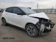 ✅ 2023 Hyundai Kona SE • VIN: KM8K23AG3PU159772 • Лот: 65981064. Опубликован ранее на Copart с пробегом 38 902 миль. Бесплатный доступ к архиву аукционных продаж из США и подробный отчёт об истории автомобиля на DreamBid. Изображение 4.
