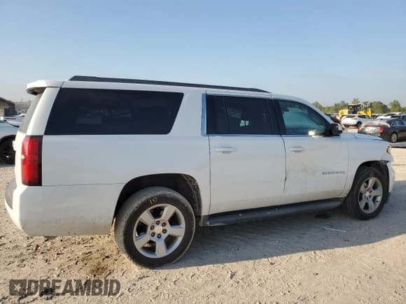 ✅ 2017 Chevrolet Suburban LS • VIN: 1GNSCGEC9HR387741 • Lot: 71579264. Wystawiony na Copart z przebiegiem 63 959 mil. Bezpłatny archiwum sprzedaży aukcyjnych z USA i szczegółowy raport historii pojazdu na DreamBid. Zdjęcie 3.