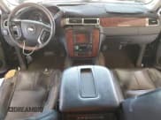 ✅ 2007 Chevrolet Suburban LTZ • VIN: 3GNFC16J67G127808 • Lot: 68784185. Listed on Copart with 276,370 mi. Free auction sales archive from the USA and detailed vehicle history report at DreamBid. Image 8.