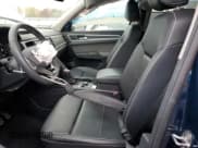 ✅ 2023 Volkswagen Atlas SE • VIN: 1V2KR2CA5PC503058 • Lot: 90033545. Wystawiony na Copart z przebiegiem 41 624 mil. Bezpłatny archiwum sprzedaży aukcyjnych z USA i szczegółowy raport historii pojazdu na DreamBid. Zdjęcie 7.