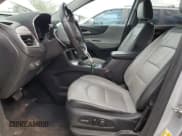 ✅ 2020 Chevrolet Equinox Premier • VIN: 2GNAXNEV1L6249377 • Lot: 83957145. Wystawiony na Copart z przebiegiem 171 156 mil. Bezpłatny archiwum sprzedaży aukcyjnych z USA i szczegółowy raport historii pojazdu na DreamBid. Zdjęcie 7.