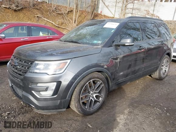 ✅ 2016 Ford Explorer Sport • VIN: 1FM5K8GT6GGC83628 • Lot: 41546631. Wystawiony na IAAI z przebiegiem 85 712 mil. Bezpłatny archiwum sprzedaży aukcyjnych z USA i szczegółowy raport historii pojazdu na DreamBid. Zdjęcie 22.