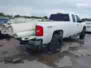 ✅ 2013 Chevrolet Silverado 2500HD Work Truck • VIN: 1GC2KVCG3DZ291362 • Lot: 42687033. Wystawiony na IAAI z przebiegiem 324 162 mil. Bezpłatny archiwum sprzedaży aukcyjnych z USA i szczegółowy raport historii pojazdu na DreamBid. Zdjęcie 4.