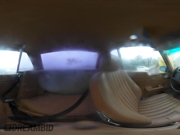 ✅ 1986 Mercedes-Benz 560 SL • VIN: WDBBA48D1GA046931 • Лот: 42150091. Опубликован ранее на IAAI с пробегом 132 030 миль. Бесплатный доступ к архиву аукционных продаж из США и подробный отчёт об истории автомобиля на DreamBid. Изображение 18.