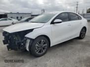 ✅ 2023 Kia Forte LXS • VIN: 3KPF24AD6PE690836 • Lot: 81924115. Wystawiony na Copart z przebiegiem 11 385 mil. Bezpłatny archiwum sprzedaży aukcyjnych z USA i szczegółowy raport historii pojazdu na DreamBid. Zdjęcie 1.
