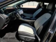 ✅ 2022 Kia EV6 GT-Line • VIN: KNDC44LAXN5057992 • Лот: 69282555. Опубликован ранее на Copart с пробегом 26 692 миль. Бесплатный доступ к архиву аукционных продаж из США и подробный отчёт об истории автомобиля на DreamBid. Изображение 7.