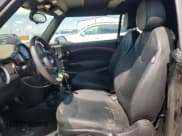 ✅ 2014 MINI Convertible • VIN: WMWZN3C50ET569760 • Lot: 56179825. Wystawiony na Copart z przebiegiem 48 363 mil. Bezpłatny archiwum sprzedaży aukcyjnych z USA i szczegółowy raport historii pojazdu na DreamBid. Zdjęcie 7.