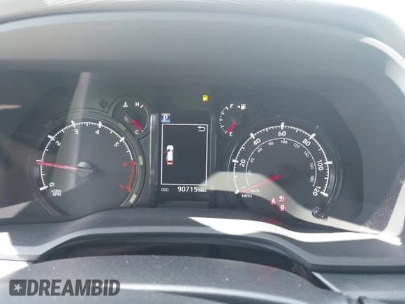 ✅ 2022 Toyota 4Runner Trail Special Edition • VIN: JTETU5JR6N6062840 • Lot: 42758723. Wystawiony na IAAI z przebiegiem 90 715 mil. Bezpłatny archiwum sprzedaży aukcyjnych z USA i szczegółowy raport historii pojazdu na DreamBid. Zdjęcie 7.