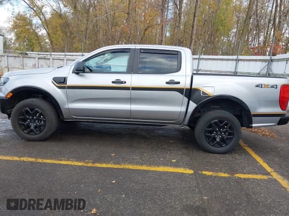 ✅ 2022 Ford Ranger XLT • VIN: 1FTER4FH9NLD11772 • Lot: 43593555. Wystawiony na IAAI z przebiegiem 30 813 mil. Bezpłatny archiwum sprzedaży aukcyjnych z USA i szczegółowy raport historii pojazdu na DreamBid. Zdjęcie 14.