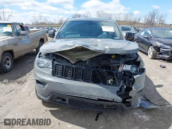 ✅ 2019 Jeep Grand Cherokee Upland • VIN: 1C4RJFAG5KC608293 • Lot: 41989929. Listed on IAAI with 129,229 mi. Free auction sales archive from the USA and detailed vehicle history report at DreamBid. Image 12.