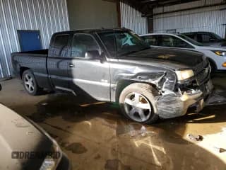 ✅ 2005 Chevrolet Silverado SS • VIN: 2GCEK19N651331052 • Лот: 44444705. Опубликован ранее на Copart с пробегом 309 161 миль. Бесплатный доступ к архиву аукционных продаж из США и подробный отчёт об истории автомобиля на DreamBid. Изображение 4.