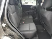 ✅ 2022 Mitsubishi Outlander ES • VIN: JA4J3TA87NZ016386 • Lot: 81772005. Wystawiony na Copart z przebiegiem 46 883 mil. Bezpłatny archiwum sprzedaży aukcyjnych z USA i szczegółowy raport historii pojazdu na DreamBid. Zdjęcie 11.