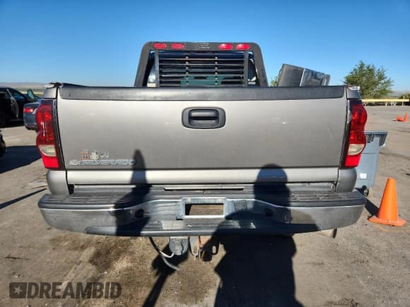 ✅ 2007 Chevrolet Silverado 2500HD LT3 • VIN: 1GCHK23D57F119967 • Lot: 83993785. Listed on Copart with 229,347 mi. Free auction sales archive from the USA and detailed vehicle history report at DreamBid. Image 6.