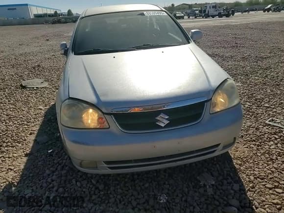 ✅ 2006 Suzuki Forenza Premium • VIN: KL5JJ56Z36K268290 • Lot: 88509495. Wystawiony na Copart z przebiegiem 199 303 mil. Bezpłatny archiwum sprzedaży aukcyjnych z USA i szczegółowy raport historii pojazdu na DreamBid. Zdjęcie 10.
