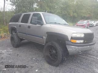 ✅ 2002 Chevrolet Suburban Z71 • VIN: 3GNFK16Z02G152026 • Лот: 43299338. Опубликован ранее на IAAI с пробегом 190 704 миль. Бесплатный доступ к архиву аукционных продаж из США и подробный отчёт об истории автомобиля на DreamBid. Изображение 1.