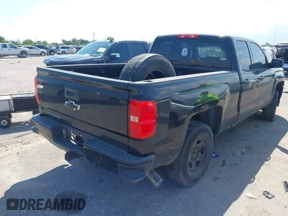 ✅ 2018 Chevrolet Silverado 1500 Custom • VIN: 1GCRCPEC2JZ273223 • Лот: 43213862. Опубликован ранее на IAAI с пробегом 159 979 миль. Бесплатный доступ к архиву аукционных продаж из США и подробный отчёт об истории автомобиля на DreamBid. Изображение 4.