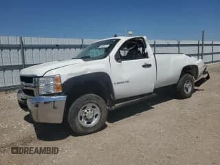 ✅ 2008 Chevrolet Silverado 2500HD Work Truck • VIN: 1GCHK24K58E131766 • Лот: 52608475. Опубликован ранее на Copart с пробегом 36 867 миль. Бесплатный доступ к архиву аукционных продаж из США и подробный отчёт об истории автомобиля на DreamBid. Изображение 1.