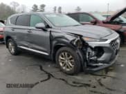 ✅ 2019 Hyundai Santa Fe SE • VIN: 5NMS2CAD5KH095423 • Lot: 48566423. Wystawiony na Copart z przebiegiem 46 698 mil. Bezpłatny archiwum sprzedaży aukcyjnych z USA i szczegółowy raport historii pojazdu na DreamBid. Zdjęcie 4.