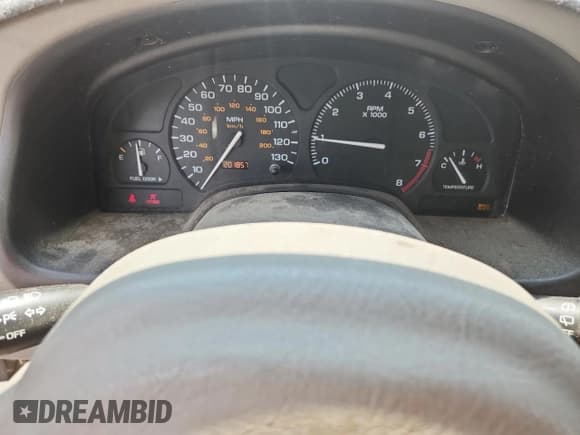 ✅ 2001 Saturn LW • VIN: 1G8JW82R01Y569327 • Лот: 62304095. Опубликован ранее на Copart с пробегом 201 857 миль. Бесплатный доступ к архиву аукционных продаж из США и подробный отчёт об истории автомобиля на DreamBid. Изображение 9.