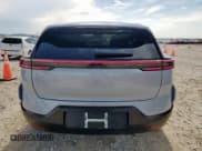 ✅ 2025 Polestar 3 • VIN: YSREA3YB9SB001146 • Лот: 63695305. Опубликован ранее на Copart с пробегом 7 808 миль. Бесплатный доступ к архиву аукционных продаж из США и подробный отчёт об истории автомобиля на DreamBid. Изображение 6.