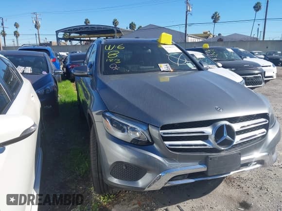✅ 2019 Mercedes-Benz GLC 350e • VIN: WDC0G5EBXKF602871 • Lot: 43348177. Wystawiony na IAAI z przebiegiem 56 686 mil. Bezpłatny archiwum sprzedaży aukcyjnych z USA i szczegółowy raport historii pojazdu na DreamBid. Zdjęcie 1.