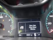 ✅ 2022 GMC Canyon 2WD Elevation • VIN: 1GTG5CEN6N1204437 • Lot: 42594813. Wystawiony na IAAI z przebiegiem 42 831 mil. Bezpłatny archiwum sprzedaży aukcyjnych z USA i szczegółowy raport historii pojazdu na DreamBid. Zdjęcie 15.