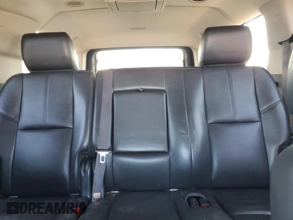 ✅ 2013 Chevrolet Suburban LT • VIN: 1GNSKJE79DR108060 • Lot: 71648435. Listed on Copart with 145,881 mi. Free auction sales archive from the USA and detailed vehicle history report at DreamBid. Image 10.