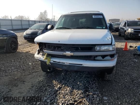 ✅ 2006 Chevrolet Suburban LS • VIN: 1GNFK16Z66J166999 • Лот: 83565514. Опубликован ранее на Copart с пробегом Не указан. Бесплатный доступ к архиву аукционных продаж из США и подробный отчёт об истории автомобиля на DreamBid. Изображение 5.