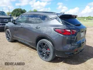 2021 Chevrolet Blazer RS z VIN 3GNKBERS1MS568090, wystawiony jako IAAI lot #43209906 z przebiegiem 116 349 mil mil oraz . Historia ofert i sprzedaży dostępna na DreamBid. Obrazek 3.