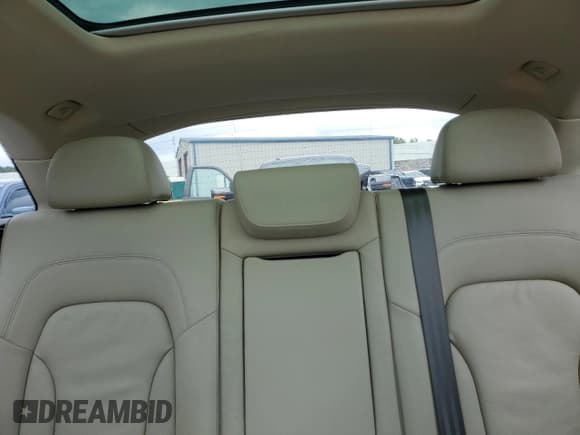 ✅ 2017 Audi Q5 Premium Plus • VIN: WA1L2AFP6HA030329 • Lot: 56880405. Wystawiony na Copart z przebiegiem 45 337 mil. Bezpłatny archiwum sprzedaży aukcyjnych z USA i szczegółowy raport historii pojazdu na DreamBid. Zdjęcie 10.