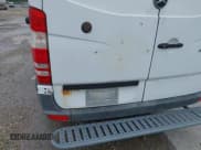 ✅ 2014 Mercedes-Benz Sprinter • VIN: WD3PE8DE1E5899704 • Lot: 42118254. Wystawiony na IAAI z przebiegiem 251 170 mil. Bezpłatny archiwum sprzedaży aukcyjnych z USA i szczegółowy raport historii pojazdu na DreamBid. Zdjęcie 17.