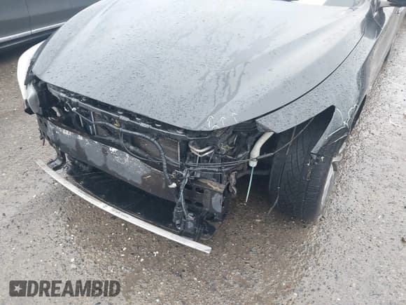 ✅ 2018 Infiniti Q50 Luxe • VIN: JN1EV7AP2JM590985 • Lot: 43833725. Listed on IAAI with 107,637 mi. Free auction sales archive from the USA and detailed vehicle history report at DreamBid. Image 6.