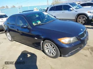 ✅ 2007 BMW 3 Series 328xi • VIN: WBAVC93577K033825 • Lot: 43826777. Listed on IAAI with 92,226 mi. Free auction sales archive from the USA and detailed vehicle history report at DreamBid. Image 1.