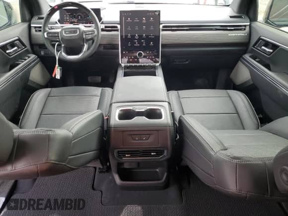 ✅ 2025 GMC Sierra 1500 • VIN: 1GT40LEL9SU403489 • Лот: 86680005. Опубликован ранее на Copart с пробегом 1 457 миль. Бесплатный доступ к архиву аукционных продаж из США и подробный отчёт об истории автомобиля на DreamBid. Изображение 8.