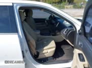 ✅ 2015 Dodge Durango SXT • VIN: 1C4RDHAG7FC169526 • Lot: 41802820. Wystawiony na IAAI z przebiegiem 210 700 mil. Bezpłatny archiwum sprzedaży aukcyjnych z USA i szczegółowy raport historii pojazdu na DreamBid. Zdjęcie 5.