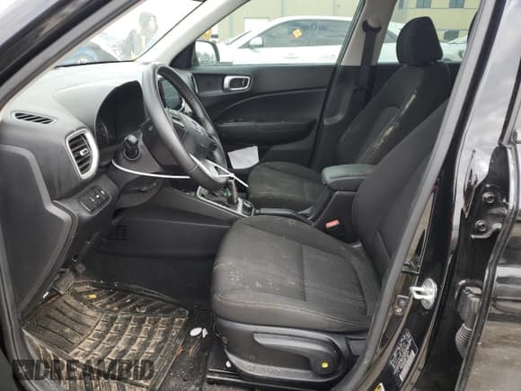 ✅ 2021 Hyundai Venue SEL • VIN: KMHRC8A30MU120400 • Lot: 86031734. Listed on Copart with Not provided. Free auction sales archive from the USA and detailed vehicle history report at DreamBid. Image 7.