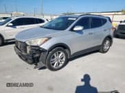 ✅ 2014 Hyundai Santa Fe • VIN: 5XYZU3LAXEG193177 • Лот: 85949035. Опубликован ранее на Copart с пробегом 48 809 миль. Бесплатный доступ к архиву аукционных продаж из США и подробный отчёт об истории автомобиля на DreamBid. Изображение 1.