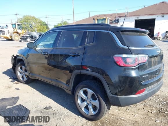 ✅ 2019 Jeep Compass Latitude • VIN: 3C4NJDBBXKT734515 • Лот: 43223085. Опубликован ранее на IAAI с пробегом 33 427 миль. Бесплатный доступ к архиву аукционных продаж из США и подробный отчёт об истории автомобиля на DreamBid. Изображение 3.