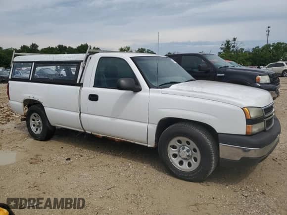 2006 Chevrolet Silverado 1500 Work Truck z VIN 3GCEC14X76G156129, wystawiony jako Copart lot #66640015 z przebiegiem 232 041 mil mil oraz Czysty tytuł • Clean title. Historia ofert i sprzedaży dostępna na DreamBid. Obrazek 4.