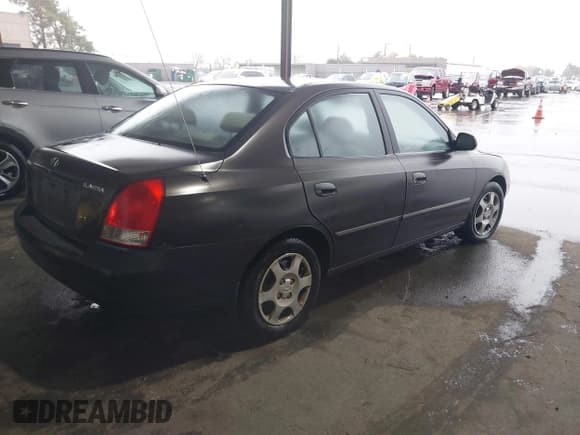 ✅ 2002 Hyundai Elantra GLS • VIN: KMHDN45D02U289863 • Lot: 41504640. Wystawiony na IAAI z przebiegiem 126 056 mil. Bezpłatny archiwum sprzedaży aukcyjnych z USA i szczegółowy raport historii pojazdu na DreamBid. Zdjęcie 4.