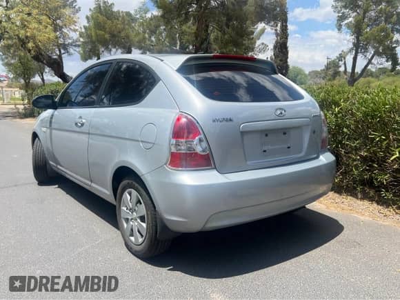 ✅ 2009 Hyundai Accent Auto GS • VIN: KMHCM36C39U134362 • Lot: 55902835. Wystawiony na Copart z przebiegiem 59 131 mil mil. Skorzystaj z bezpłatnego archiwum sprzedaży aukcyjnych z USA i zobacz szczegółowy raport historii pojazdu na DreamBid. Zdjęcie 3.